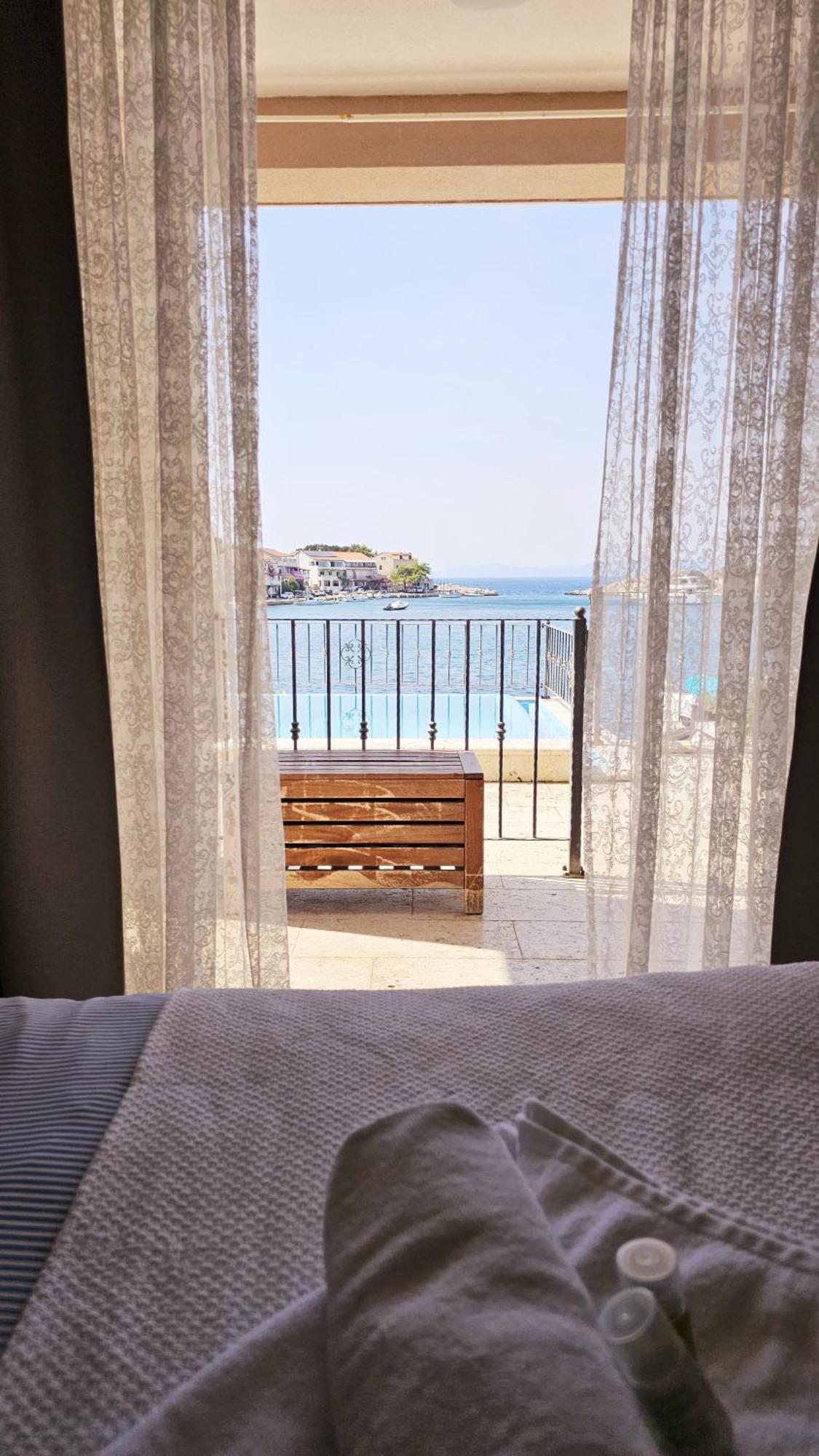 Guesthouse Augusta Insula Lastovo 外观 照片