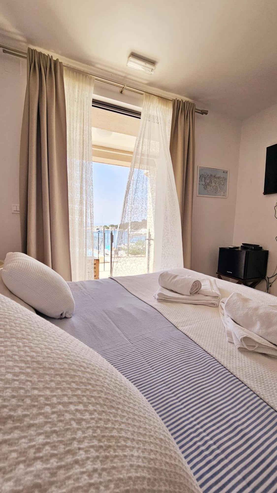 Guesthouse Augusta Insula Lastovo 外观 照片