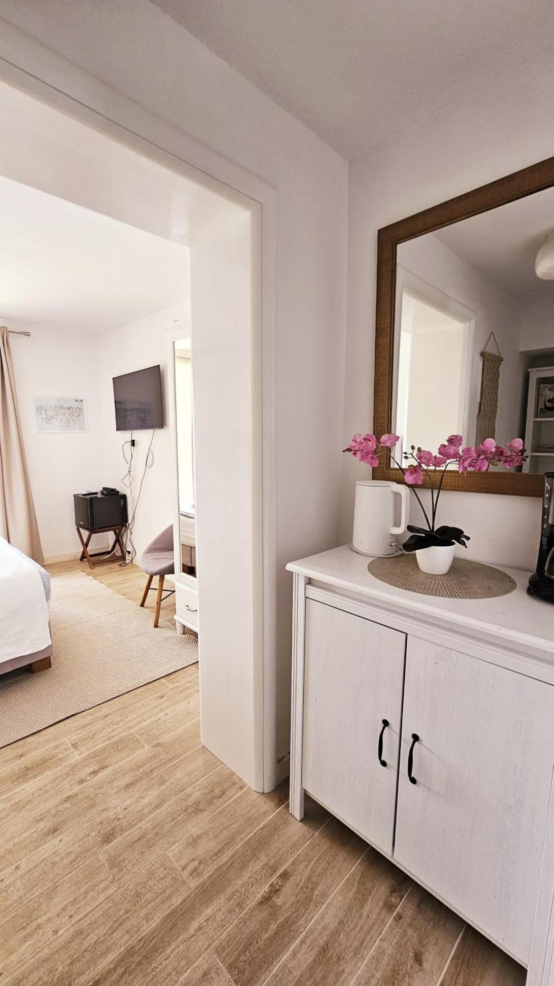 Guesthouse Augusta Insula Lastovo 外观 照片