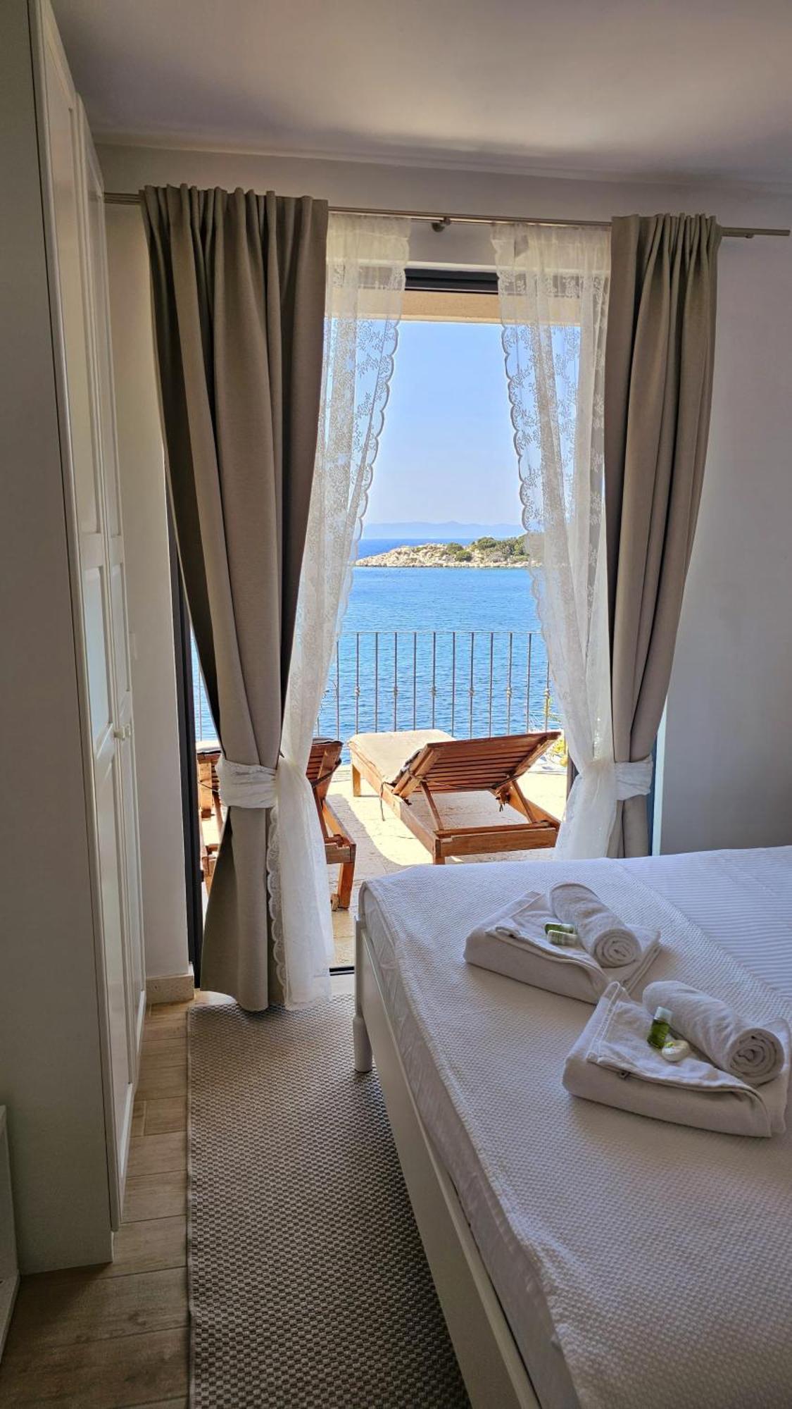 Guesthouse Augusta Insula Lastovo 外观 照片